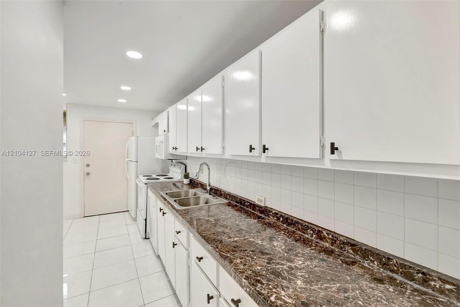 WHITE HOUSE · #205 in North Miami Beach - Photo 13