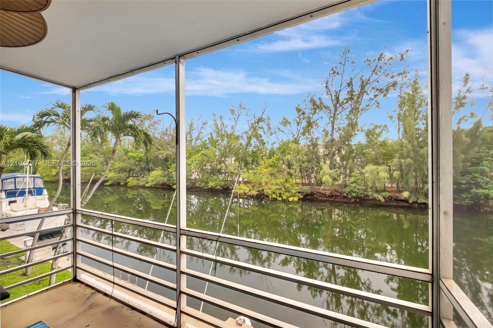 WHITE HOUSE · #205 in North Miami Beach - Photo 20