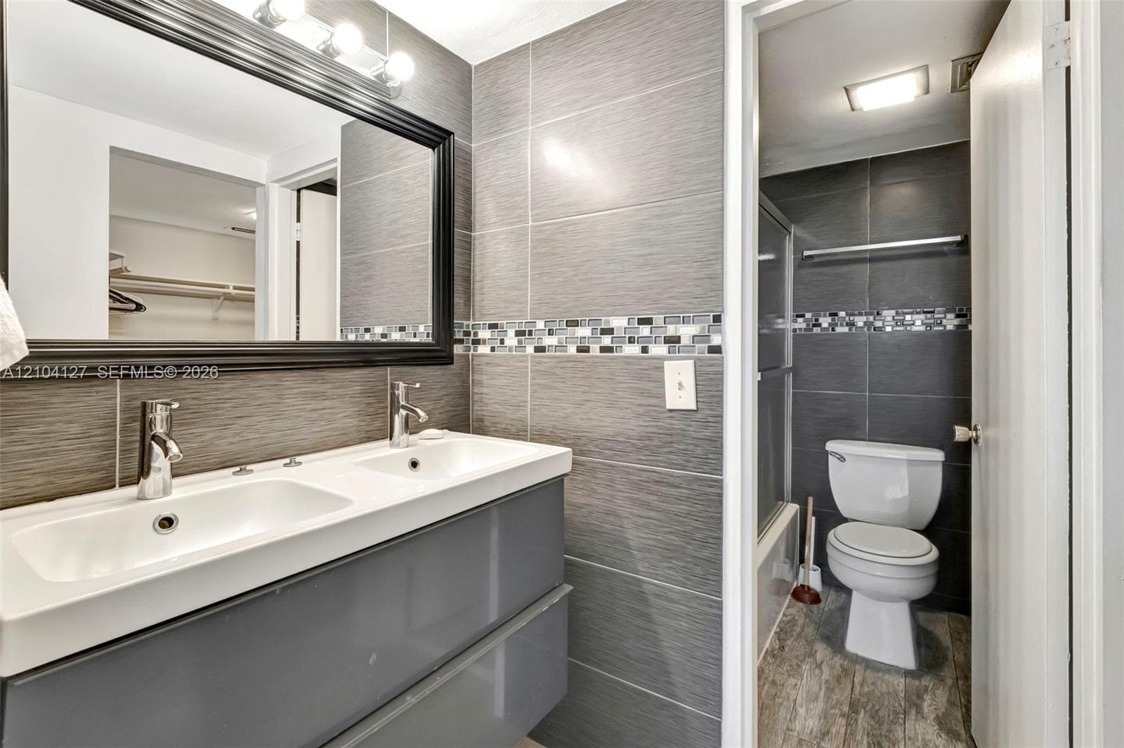 WHITE HOUSE · #205 in North Miami Beach - Photo 11