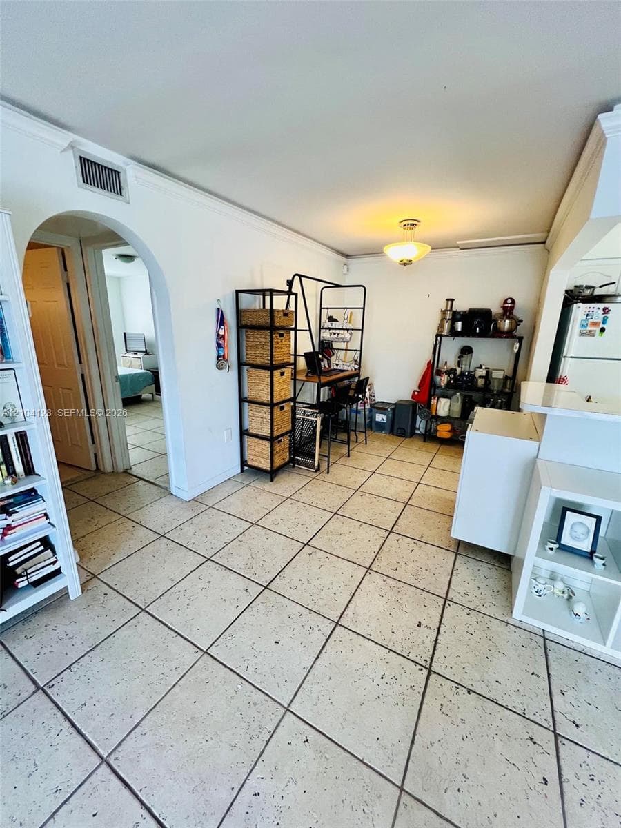 SUNSHINE BAY CONDO · #207 in Miami Beach - Photo 12