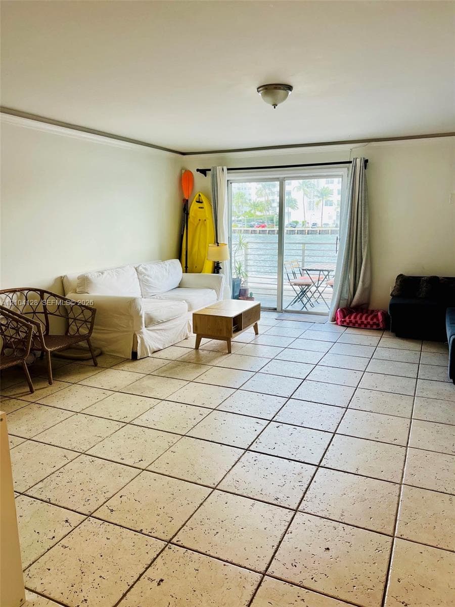 SUNSHINE BAY CONDO · #207 in Miami Beach - Photo 9