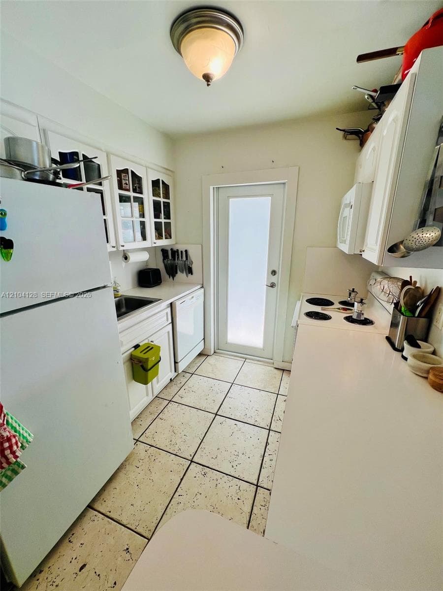 SUNSHINE BAY CONDO · #207 in Miami Beach - Photo 15