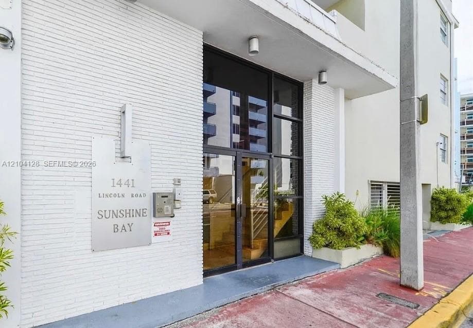 SUNSHINE BAY CONDO · #207 in Miami Beach - Photo 4