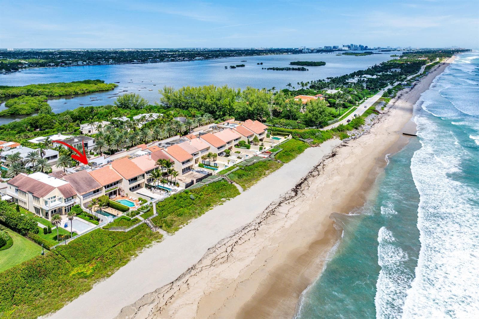 072-13SloansCurveDrive-PalmBeach-FL-3348