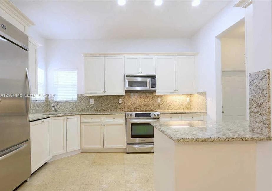 Bermuda Village · #5 in Coral Gables - Photo 2