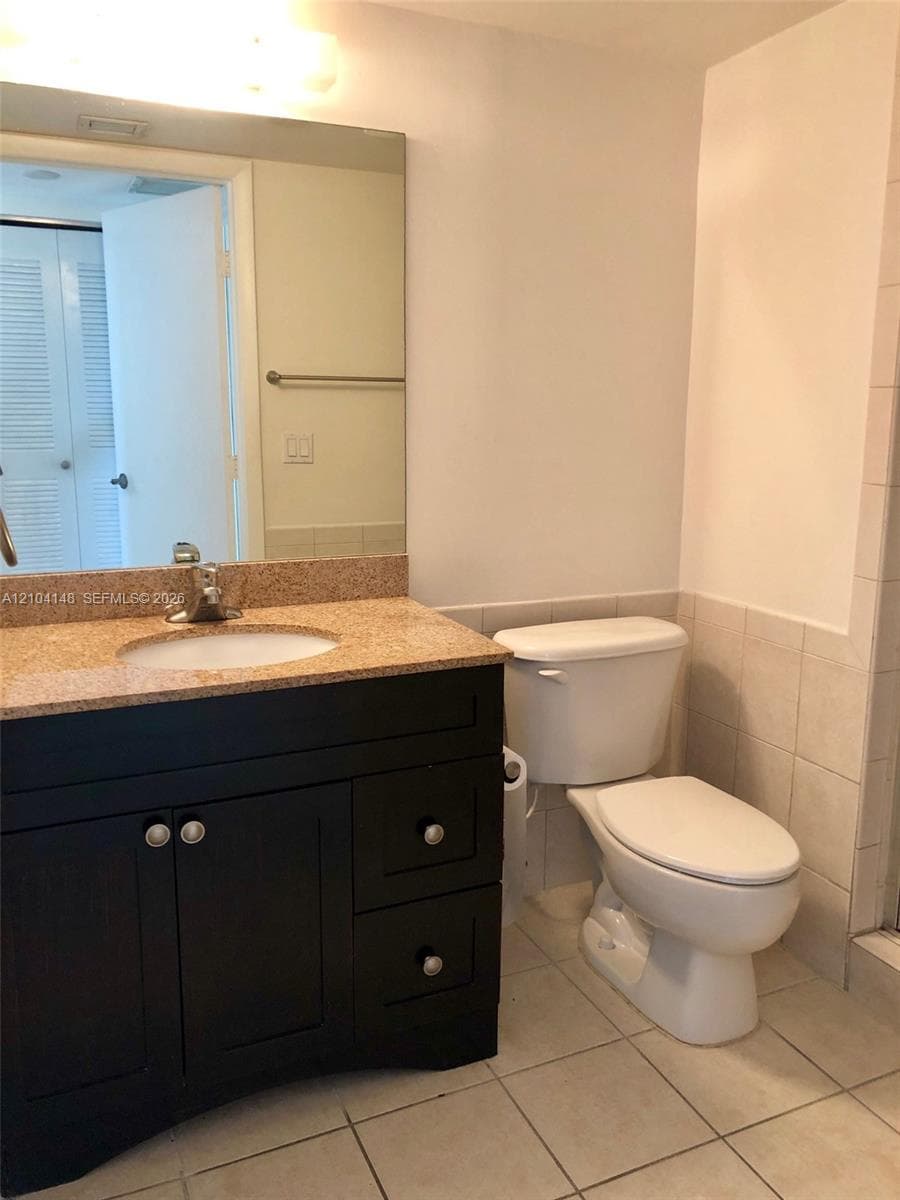 2ND BATHROOM