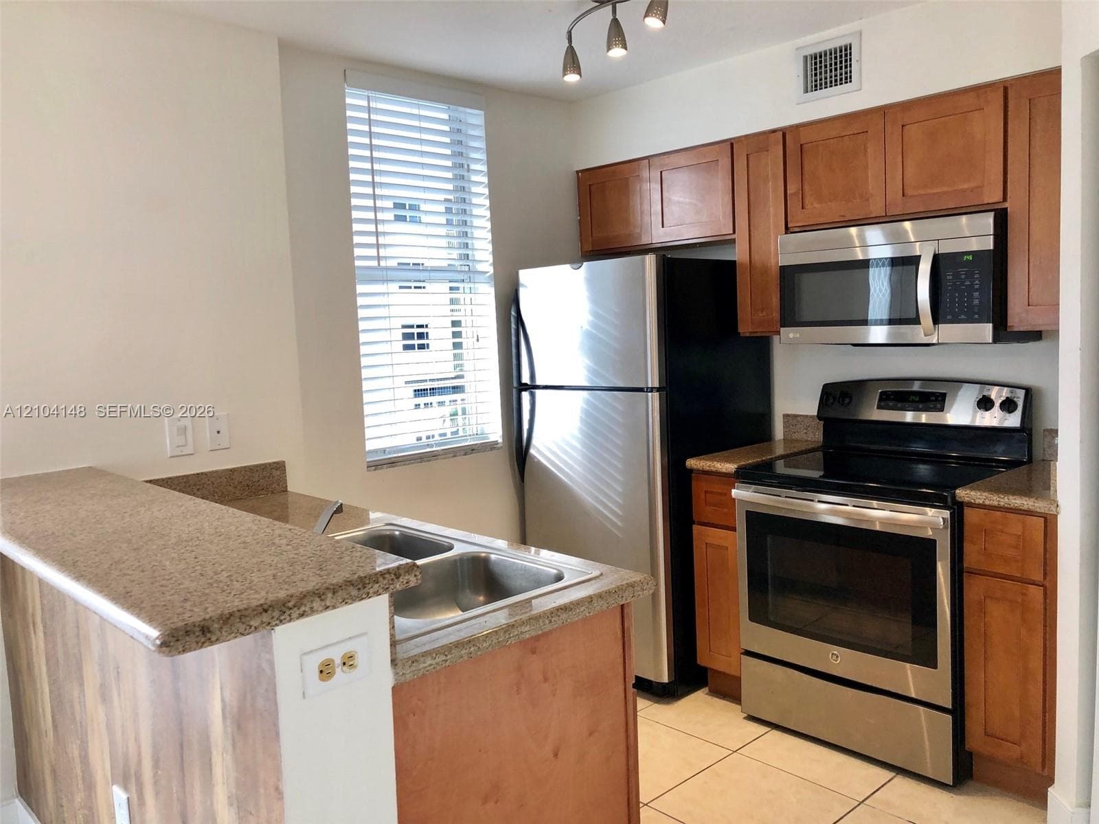 SAN LORENZO CONDO · #408 in Miami - Photo 3