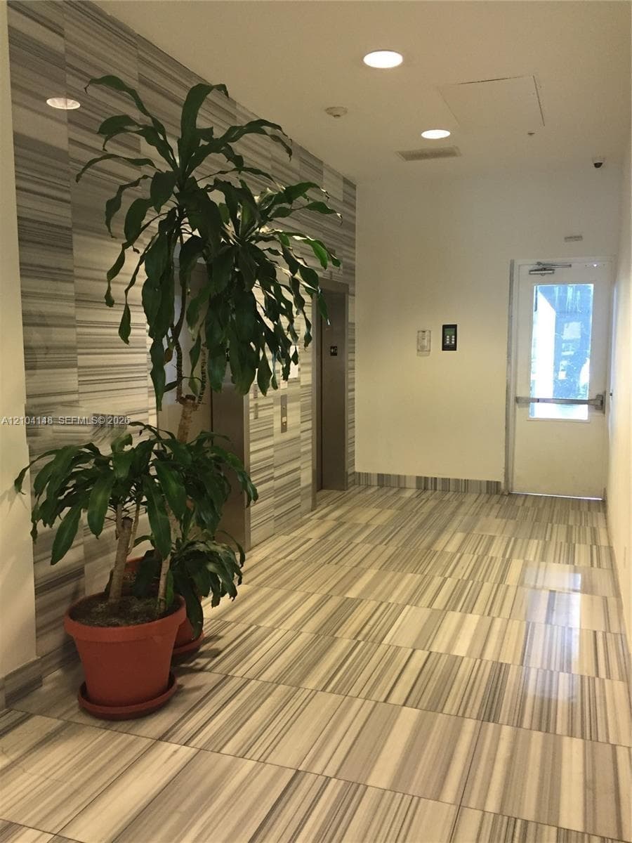 SAN LORENZO CONDO · #408 in Miami - Photo 19