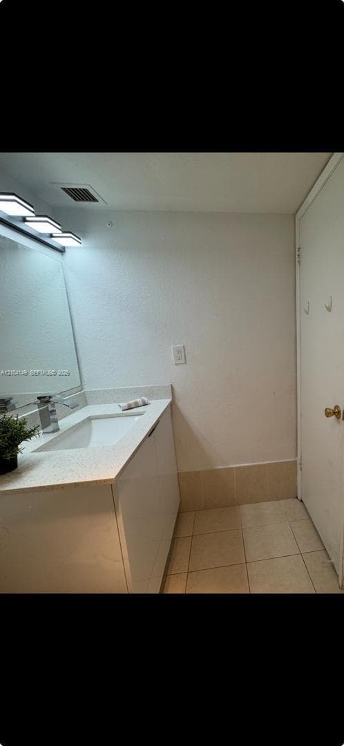 YOLANDA VILLAS CONDO · #410W in Miami - Photo 6