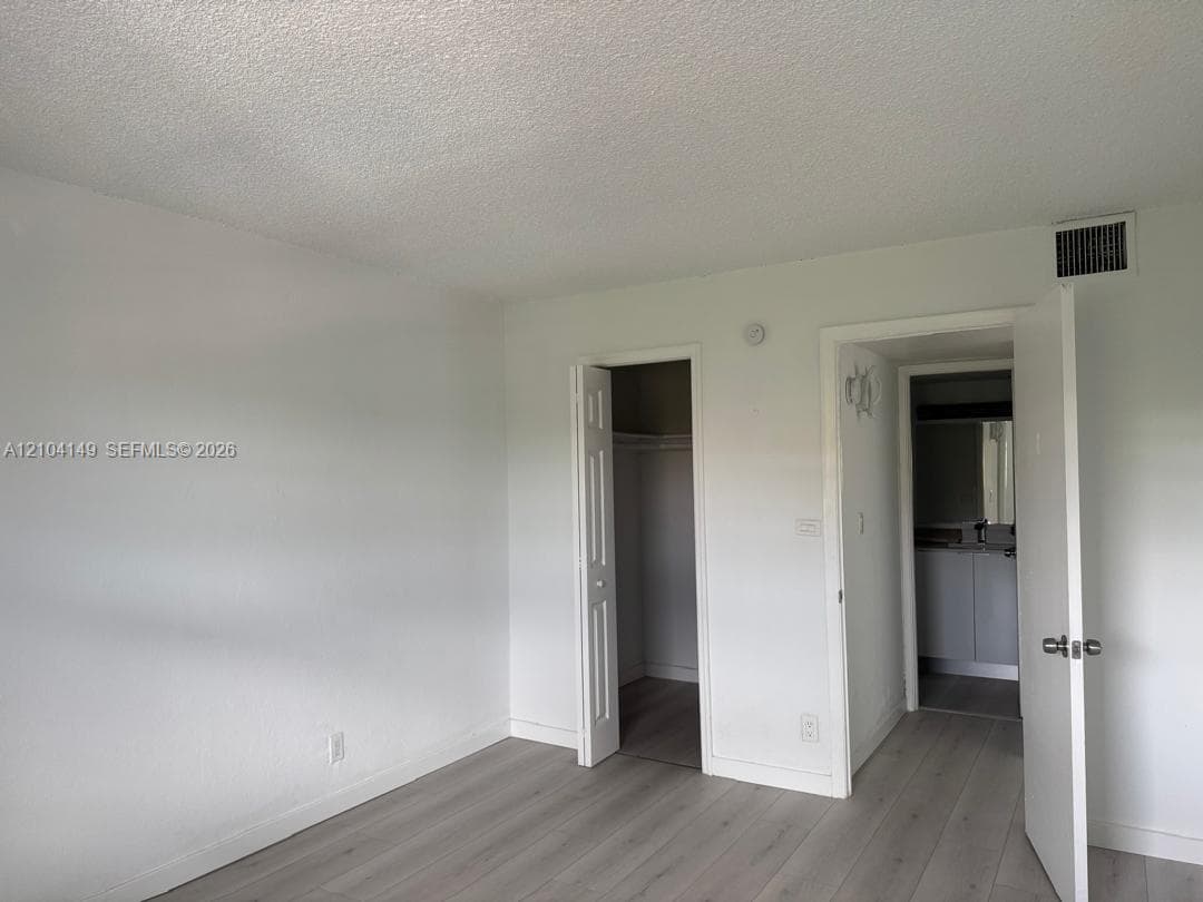 YOLANDA VILLAS CONDO · #410W in Miami - Photo 11