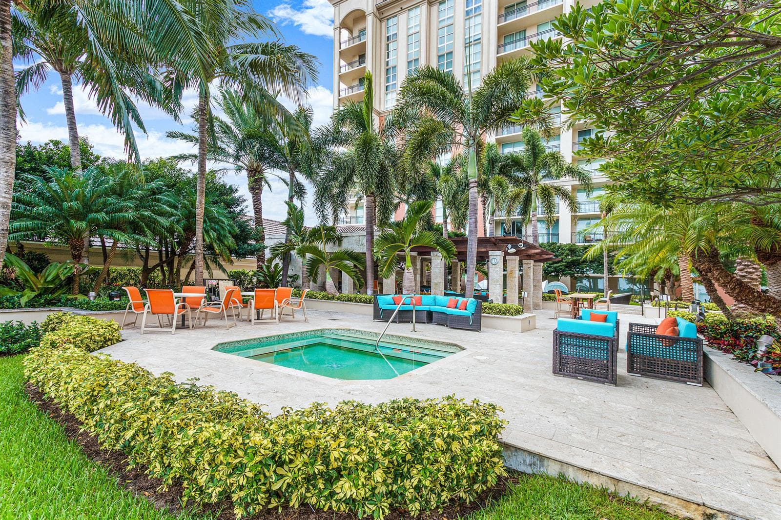 Hot Tub and Lounge Areas