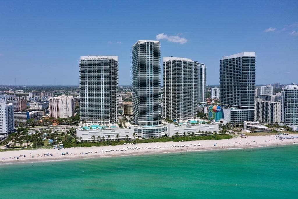 BEACH CLUB CONDO 1 · #LP4204 in Hallandale Beach - Photo 39