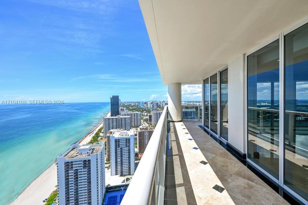 BEACH CLUB CONDO 1 · #LP4204 in Hallandale Beach - Photo 25