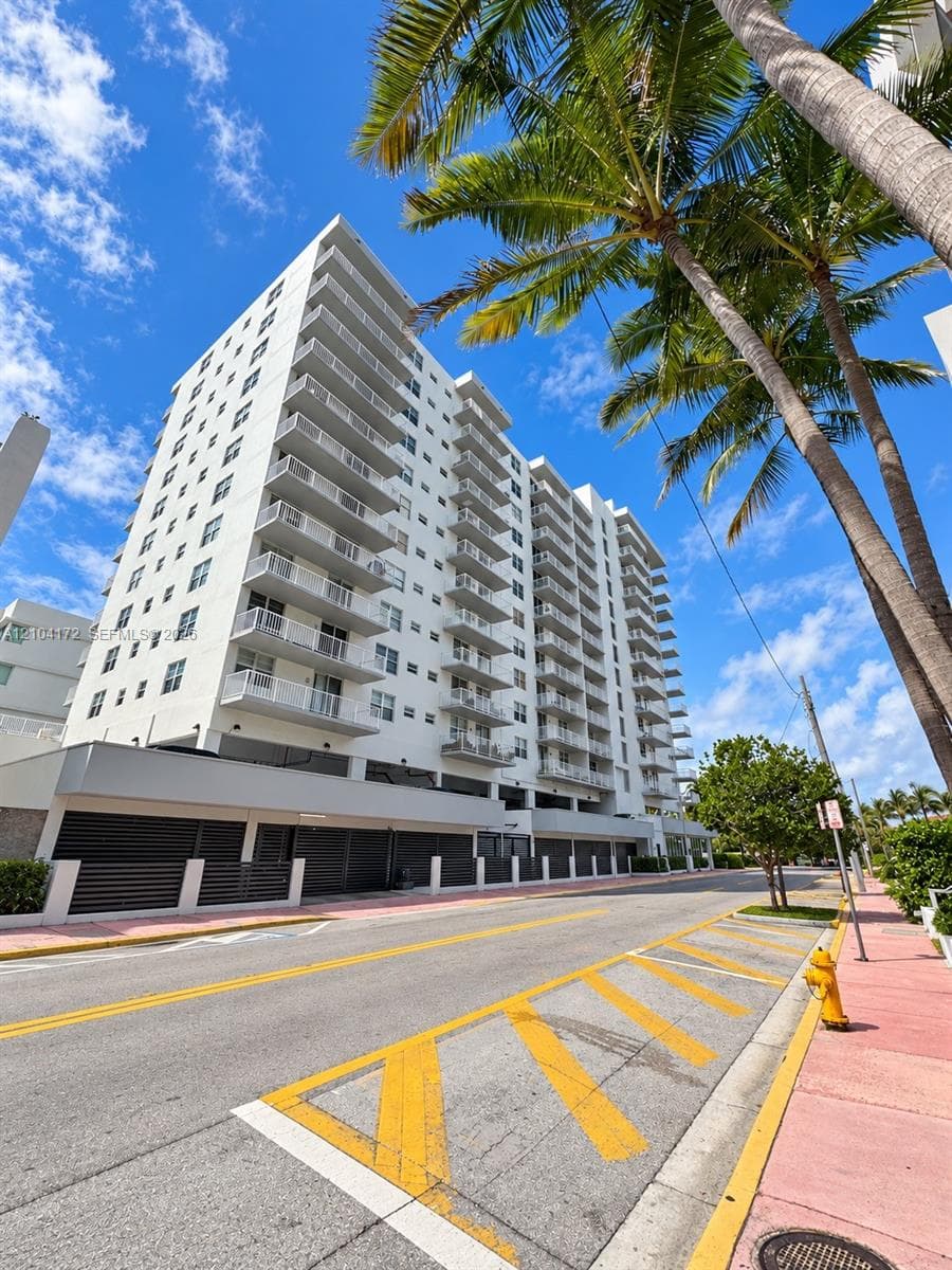 CLEARVIEW TOWERS CONDO · #410 in Miami Beach - Photo 2