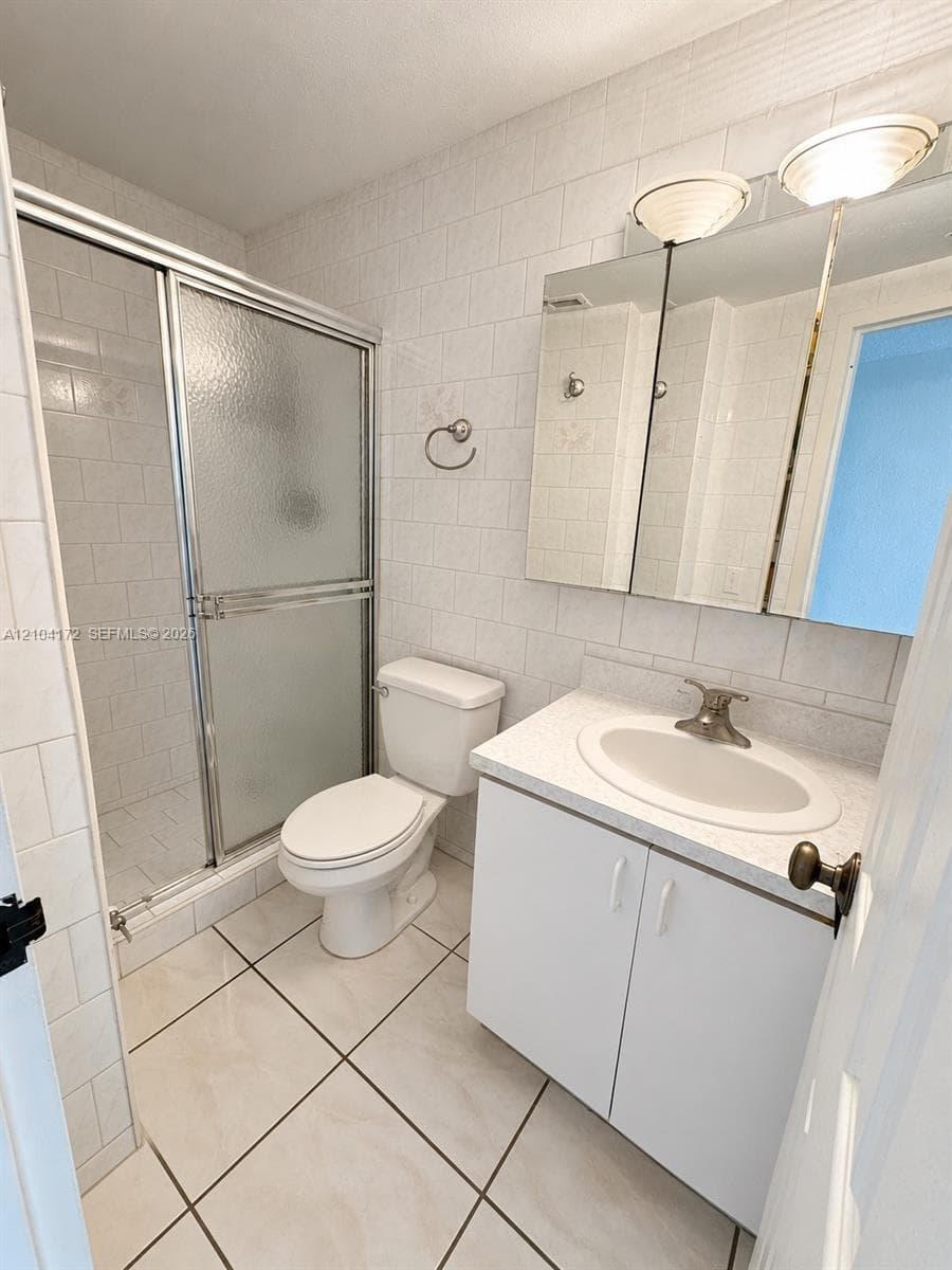 CLEARVIEW TOWERS CONDO · #410 in Miami Beach - Photo 20