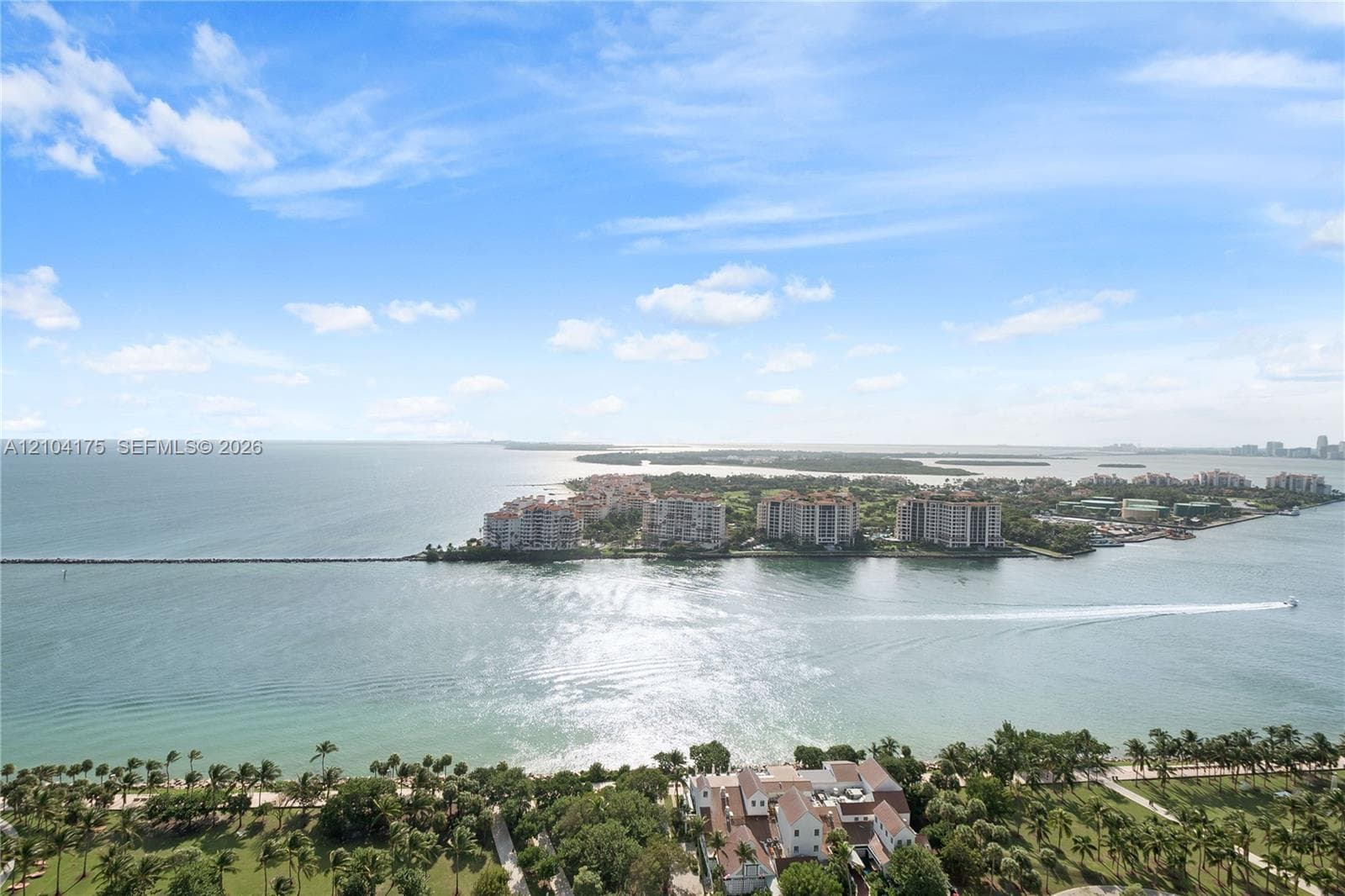 Continuum South · #2902 in Miami Beach - Photo 6