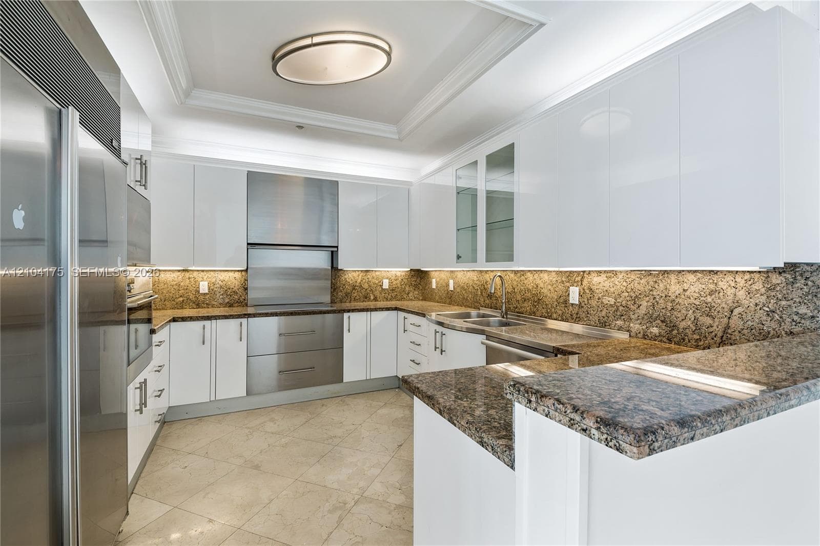 Continuum South · #2902 in Miami Beach - Photo 7