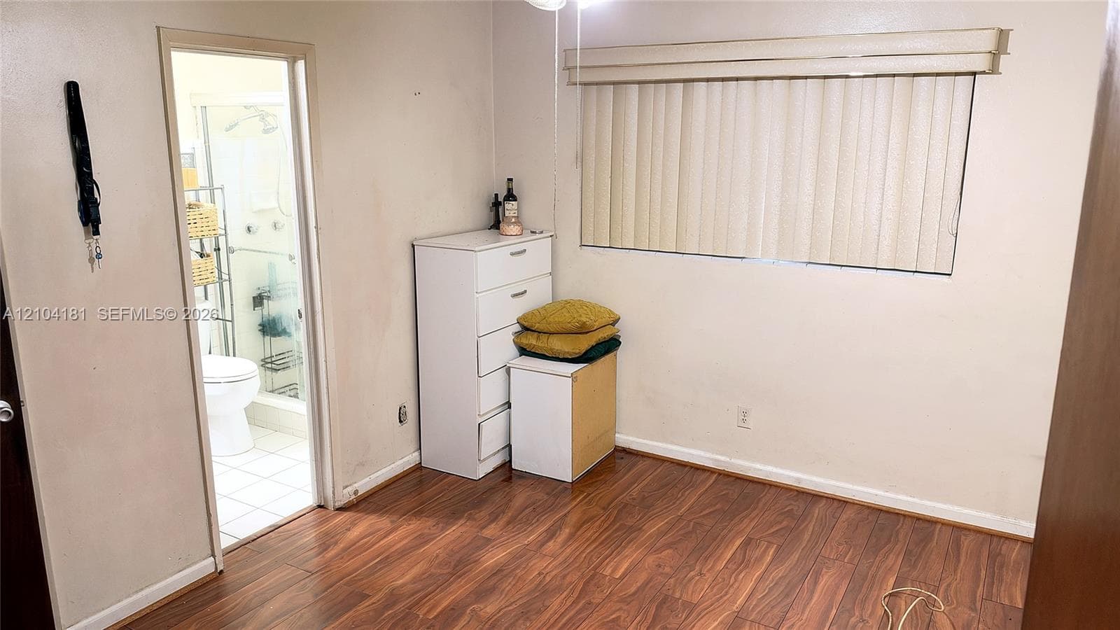 2317 Hope St photo 8