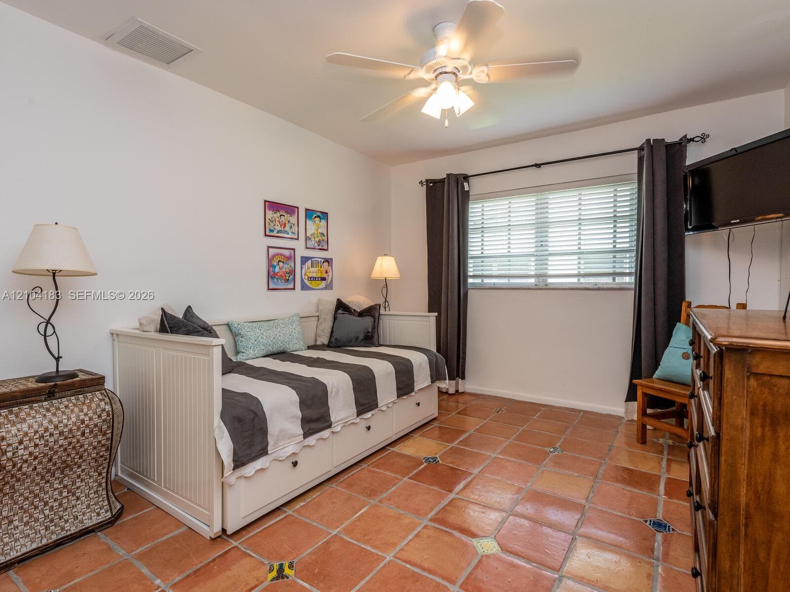1036 Lugo Ave photo 45
