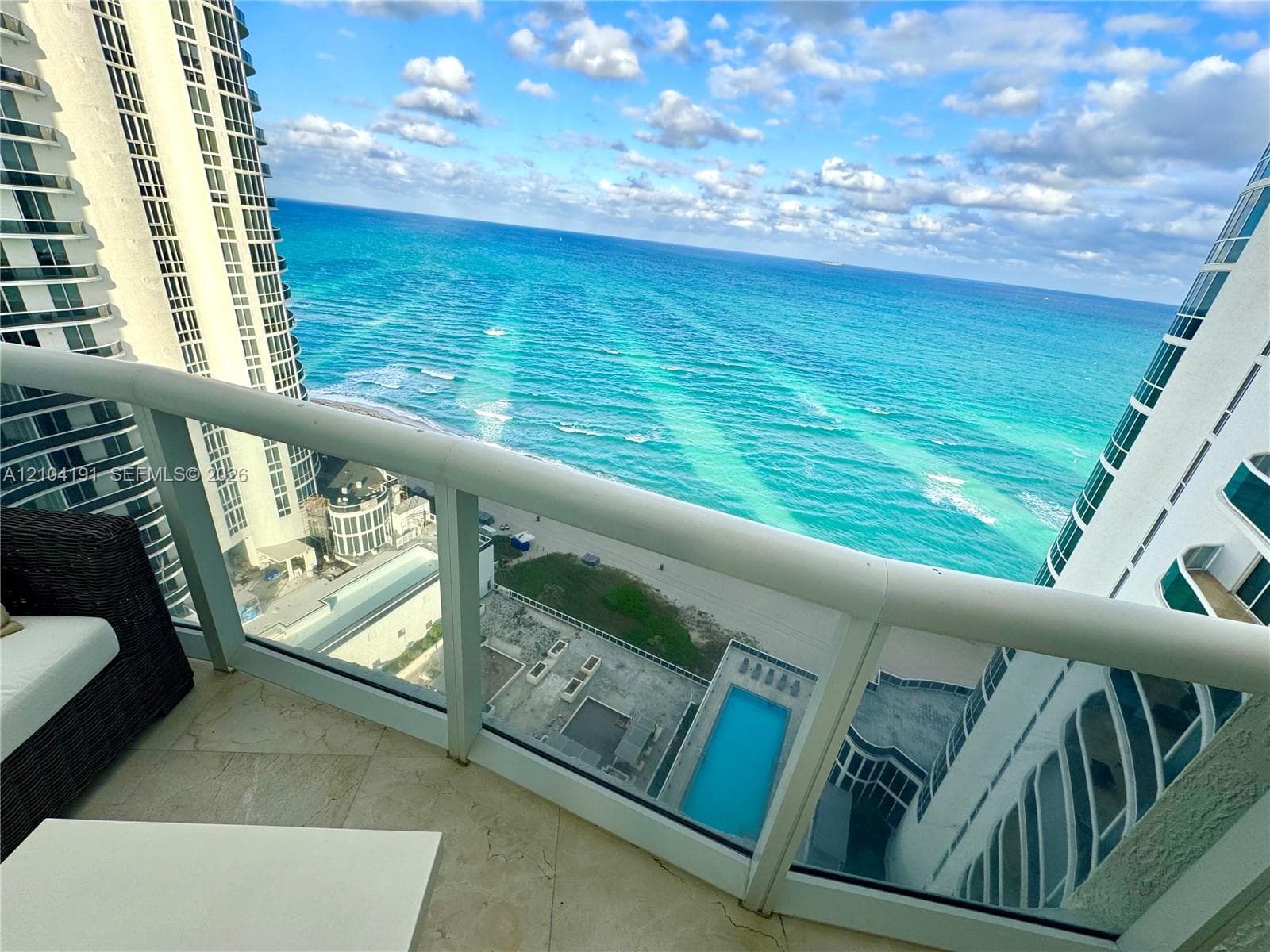 Trump Tower II · #1804 in Sunny Isles Beach - Photo 2