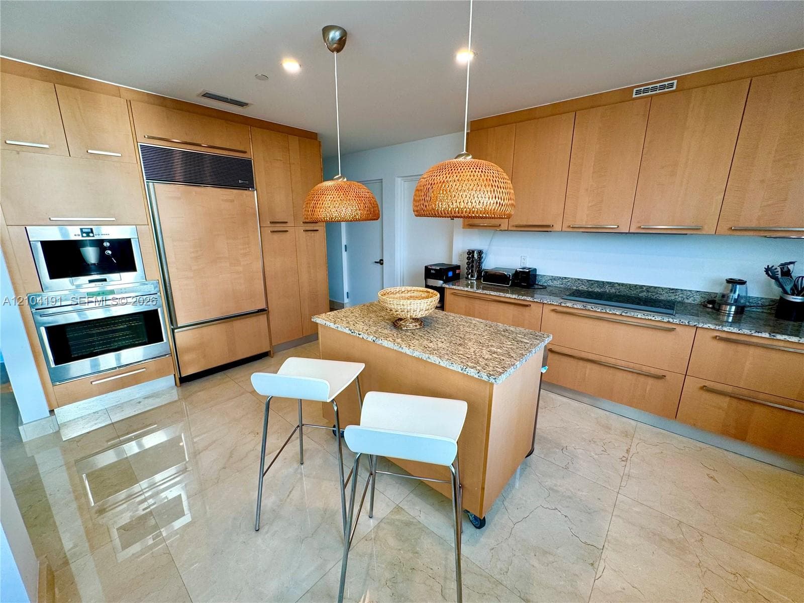 Trump Tower II · #1804 in Sunny Isles Beach - Photo 17