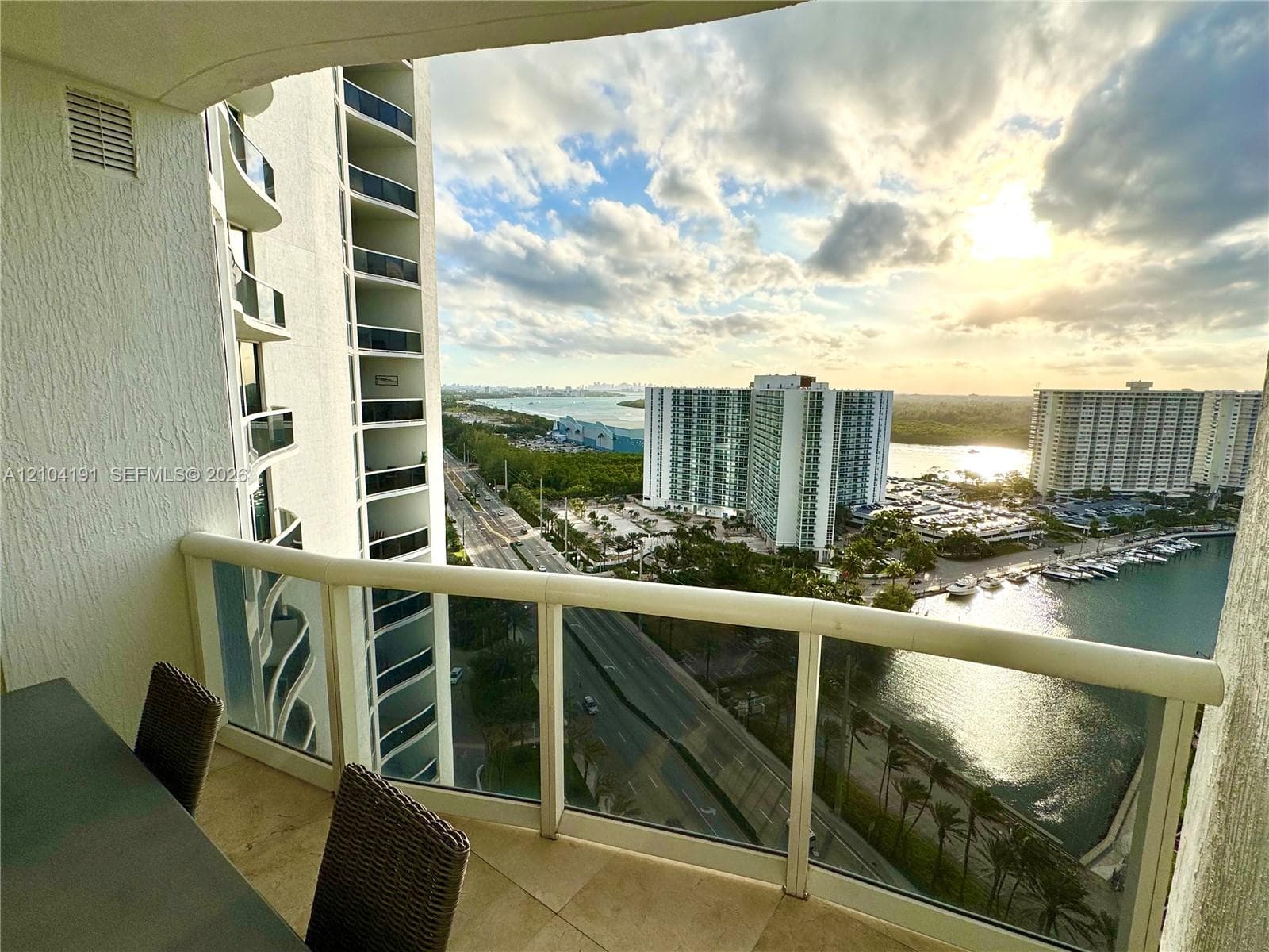 Trump Tower II · #1804 in Sunny Isles Beach - Photo 16