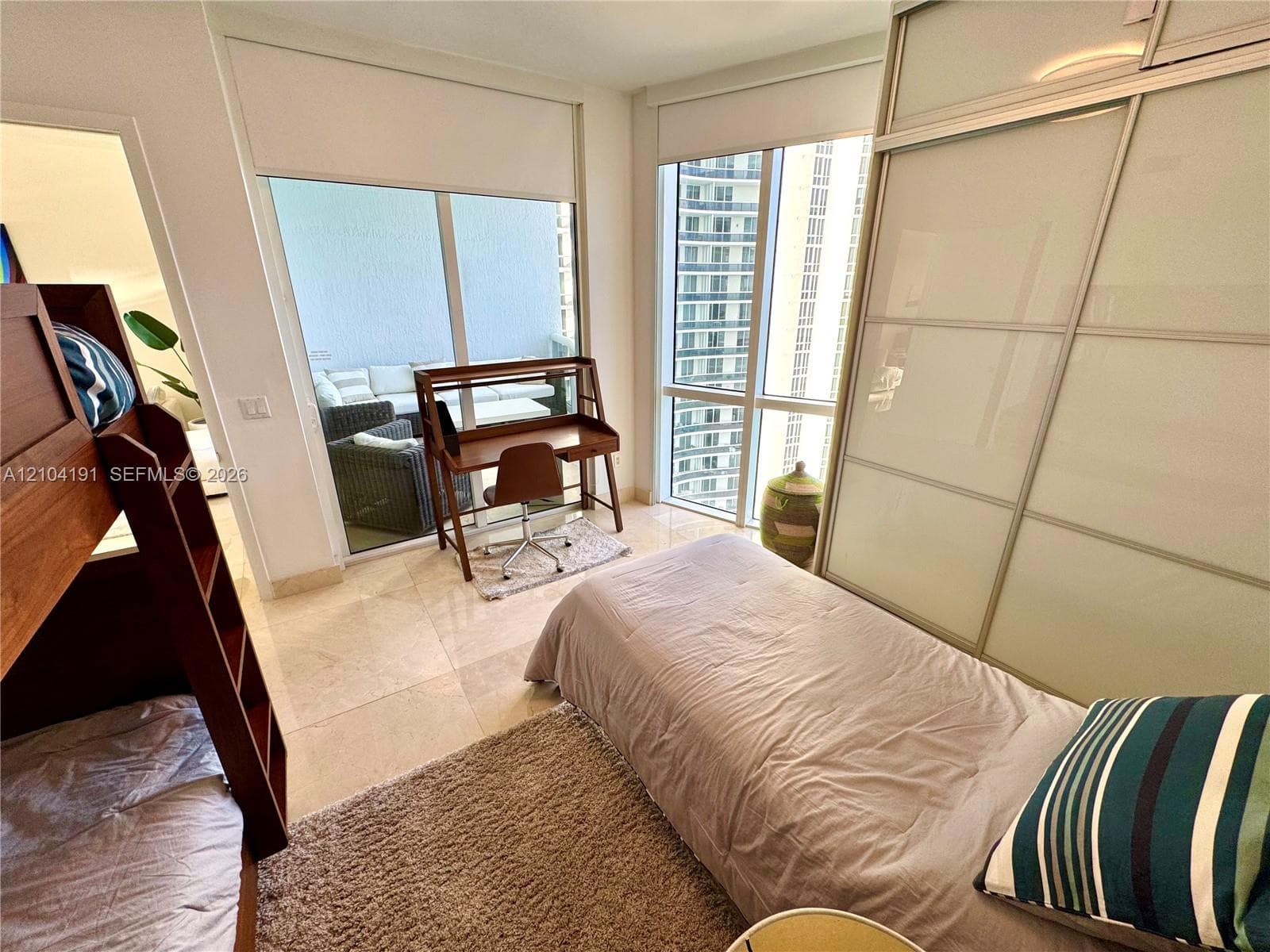 Trump Tower II · #1804 in Sunny Isles Beach - Photo 34