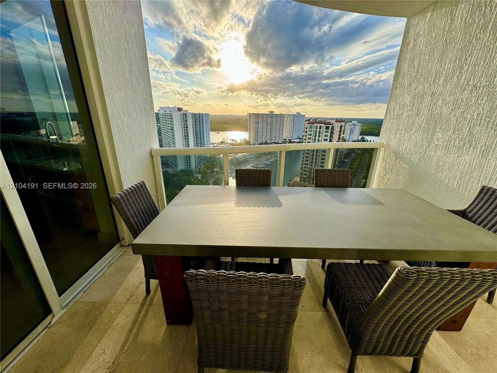 Trump Tower II · #1804 in Sunny Isles Beach - Photo 14