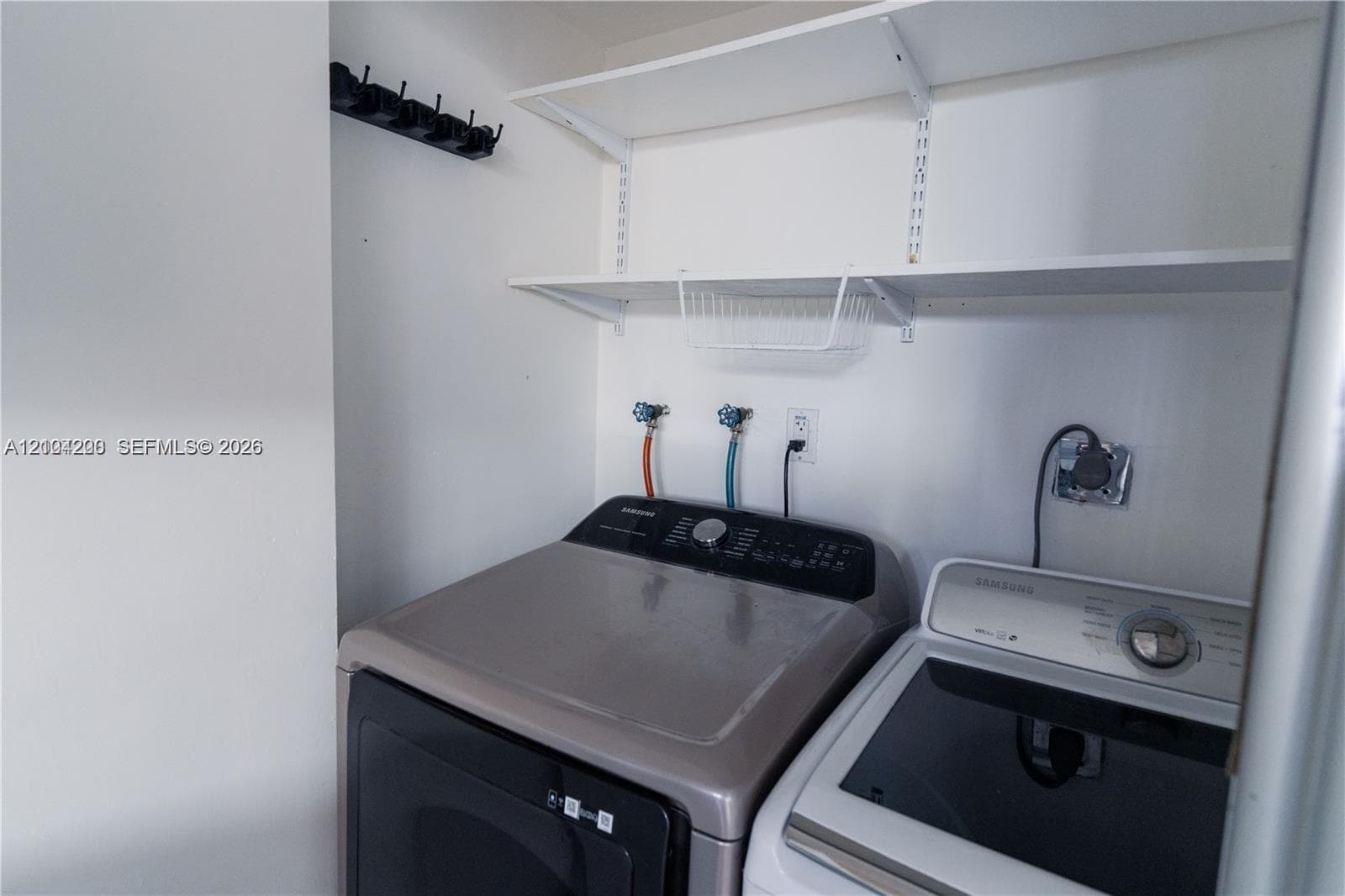 19200 NE 25th Ave #322C photo 8