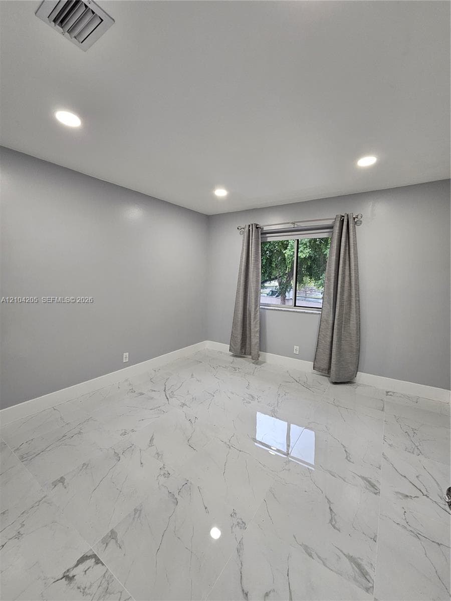 PARC VISTA CONDO · #9077 in Miami - Photo 7