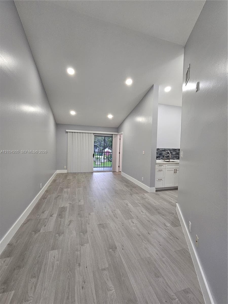 PARC VISTA CONDO · #9077 in Miami - Photo 11