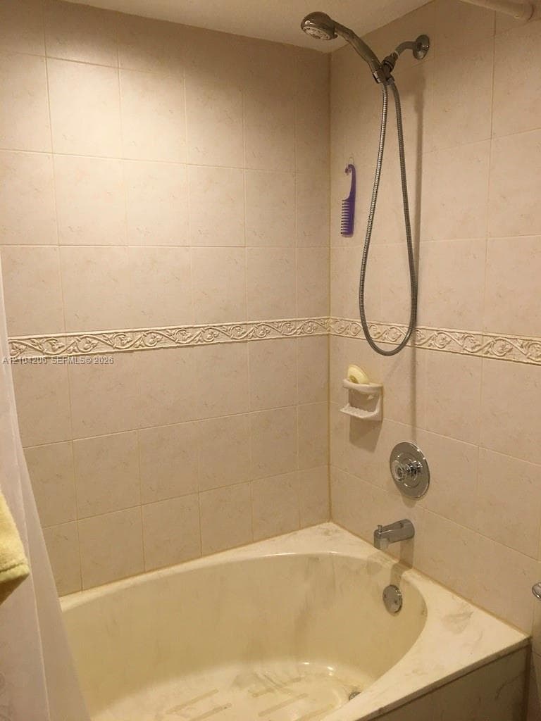 CALUSA CLUB VIL CONDO BLD · #302 in Miami - Photo 9