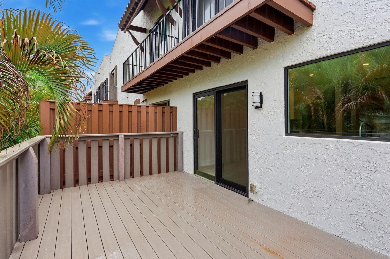Oversized Deck