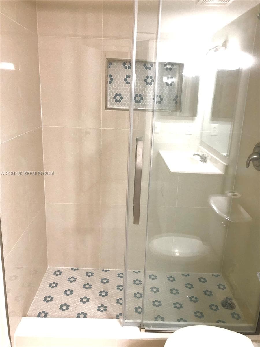 MOORS POINTE CONDO · #6-10 in Hialeah - Photo 6