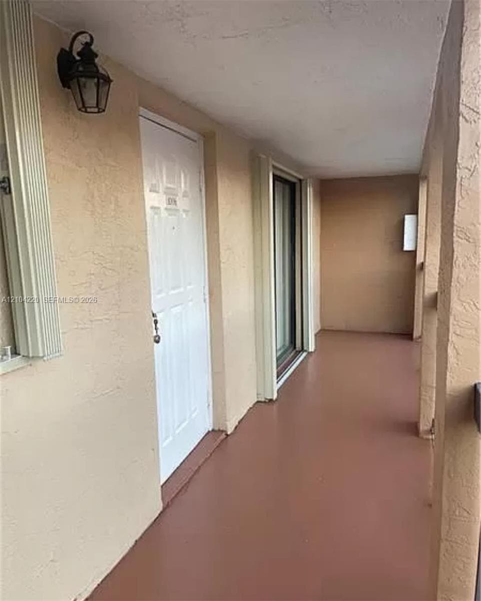 MOORS POINTE CONDO · #6-10 in Hialeah - Photo 18