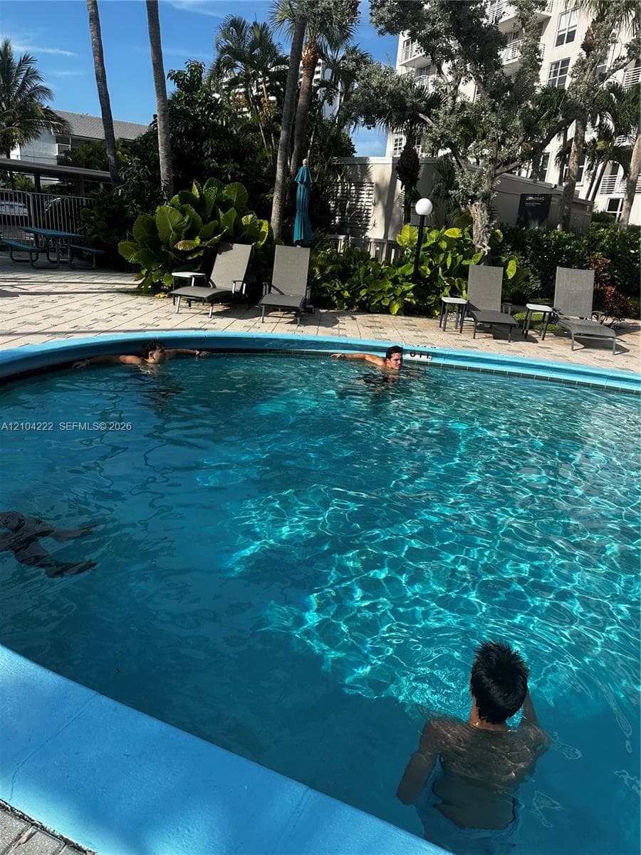 PATRICIAN CONDO · #6 V in Boca Raton - Photo 14