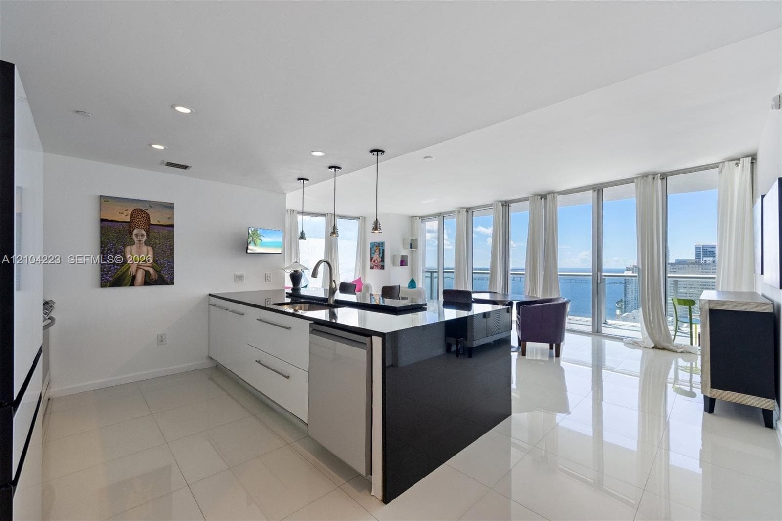 Icon Brickell II · #3401 in Miami - Photo 6