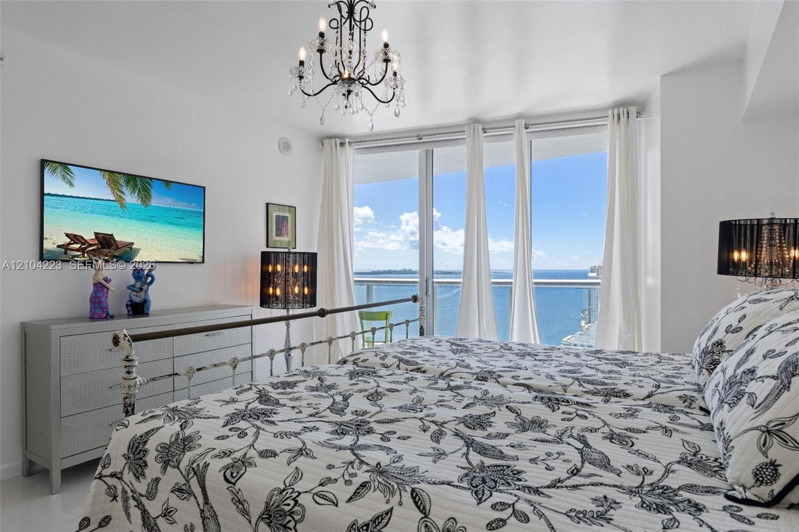 Icon Brickell II · #3401 in Miami - Photo 14