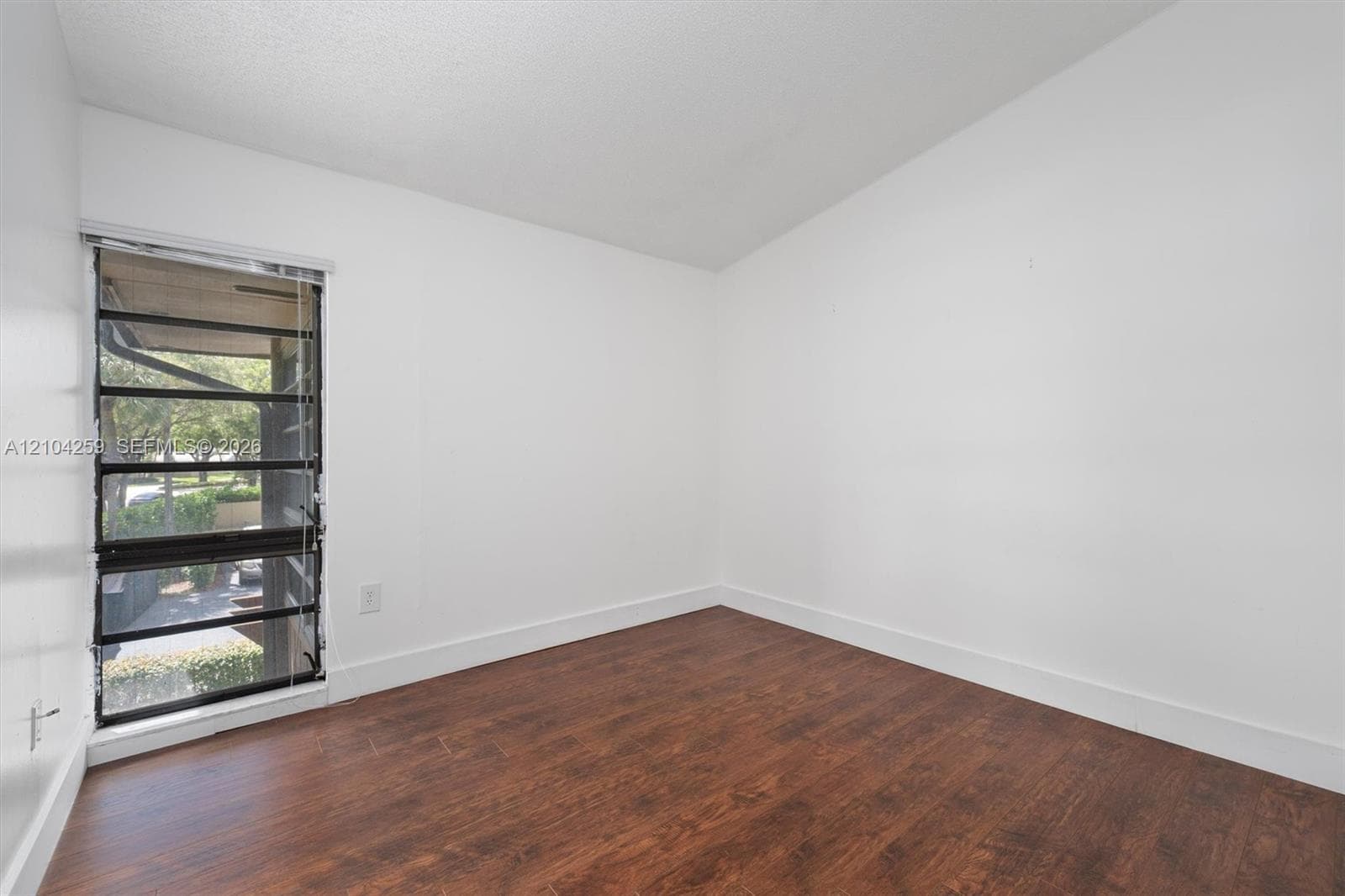 Doral Park · #204-3 in Doral - Photo 25