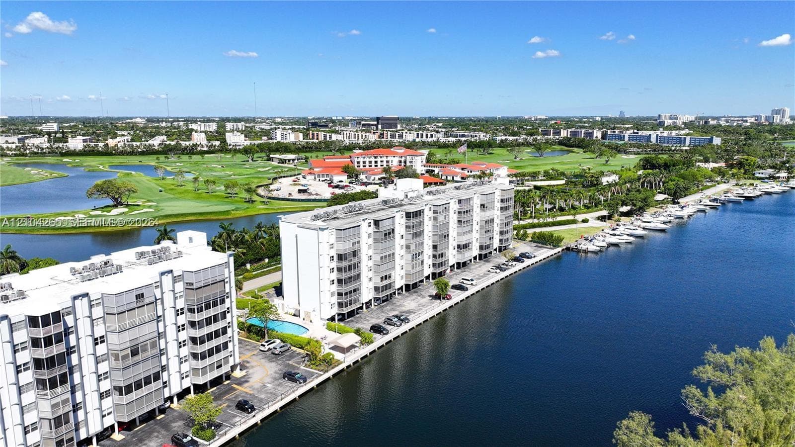 FAIRWAYS RIVIERA NORTH · #601 in Hallandale Beach - Photo 34