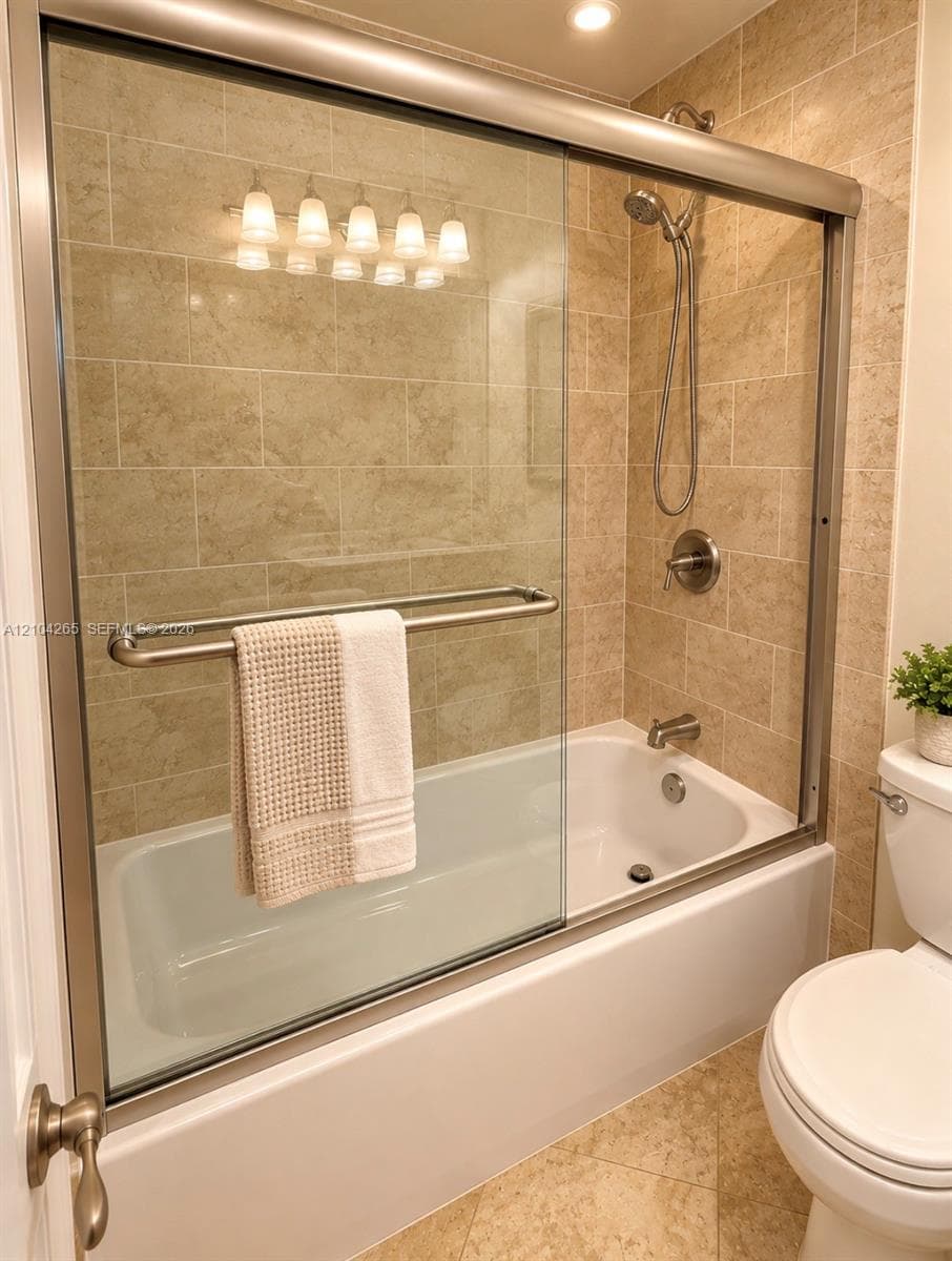 FAIRWAYS RIVIERA NORTH · #601 in Hallandale Beach - Photo 11
