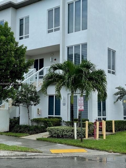 LANDMARK AT DORAL CONDO 2 · #107 in Doral - Photo 2