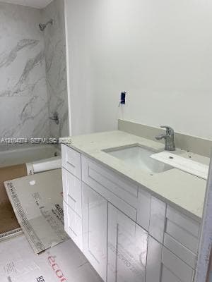 WILSHIRE CONDO · #1021E in Miami - Photo 11