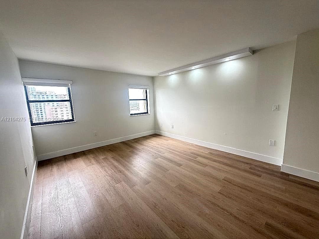 SUMMIT CONDO · #1108S in Hollywood - Photo 16