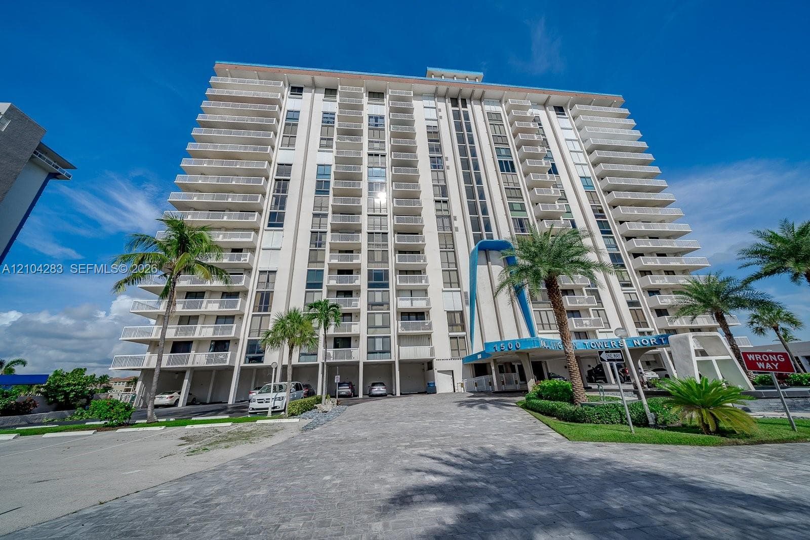 Allington Towers North · #15H in Hollywood - Photo 43