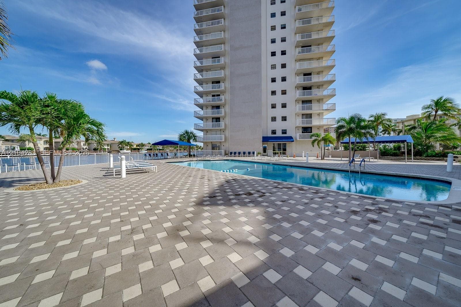 Allington Towers North · #15H in Hollywood - Photo 31