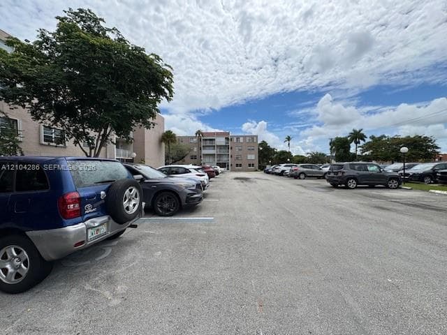 SUMMIT CHASE CONDO · #206 in Miami - Photo 12