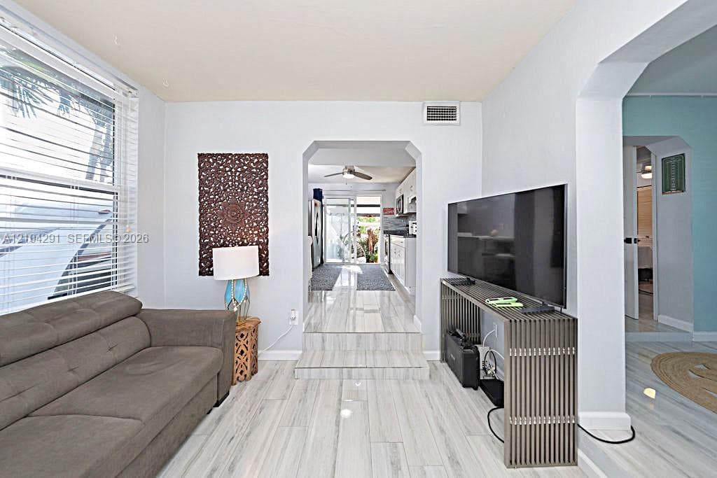 30 Orange Dr photo 6