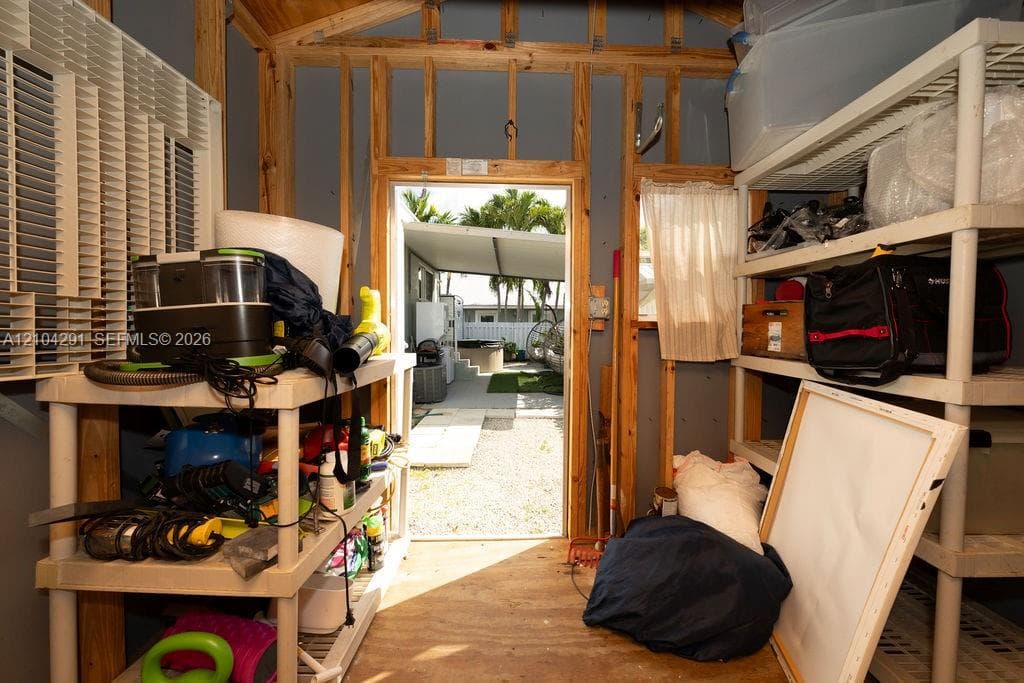 Shed