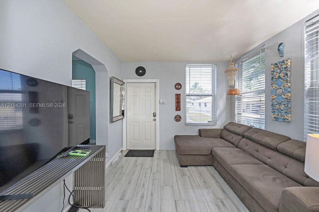 30 Orange Dr photo 4